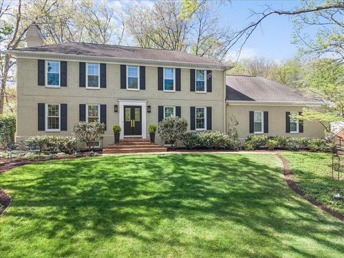 6522 Fairway Forest Dr, Roanoke, VA, 24018-7446 | Card Image