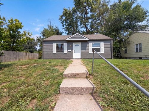 4770 Woodend Ave, Kansas City, KS, 66106-3559 | Card Image