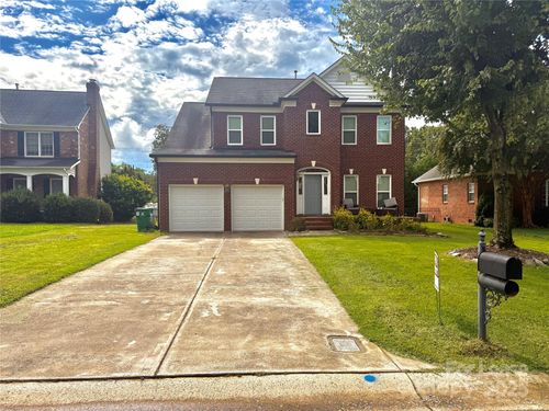1206 Mendenhall Ct, Charlotte, NC, 28211-4181 | Card Image