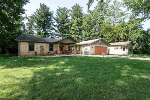 4550 E Heritage Woods Rd, Bloomington, IN, 47401-9158 | Card Image