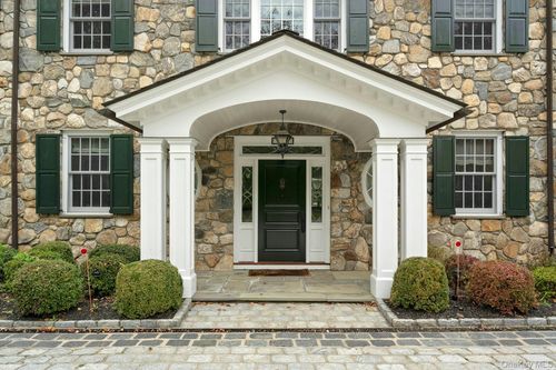 1 Garden Rd, Scarsdale, NY, 10583-2105 | Card Image