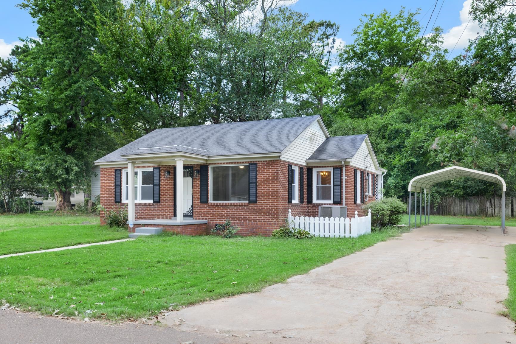 Forrest St, Covington, TN 38019