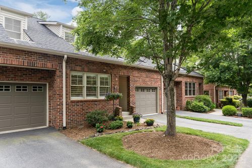 unit-b-176 B Wash Creek Dr, Hendersonville, NC, 28739-4629 | Card Image