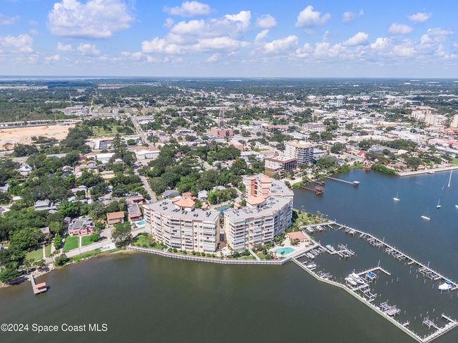 303 - 100 Riverside Dr, Condo with 2 bedrooms, 2 bathrooms and null parking in Cocoa FL | Image 33