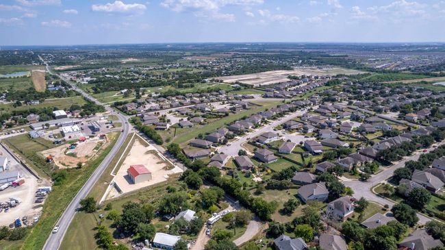 480 Waterloo Dr, House other with 3 bedrooms, 2 bathrooms and 4 parking in Kyle TX | Image 35