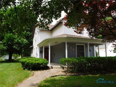 433 N Michigan Avenue, House other with 3 bedrooms, 2 bathrooms and 1 parking in Edgerton OH | Image 2