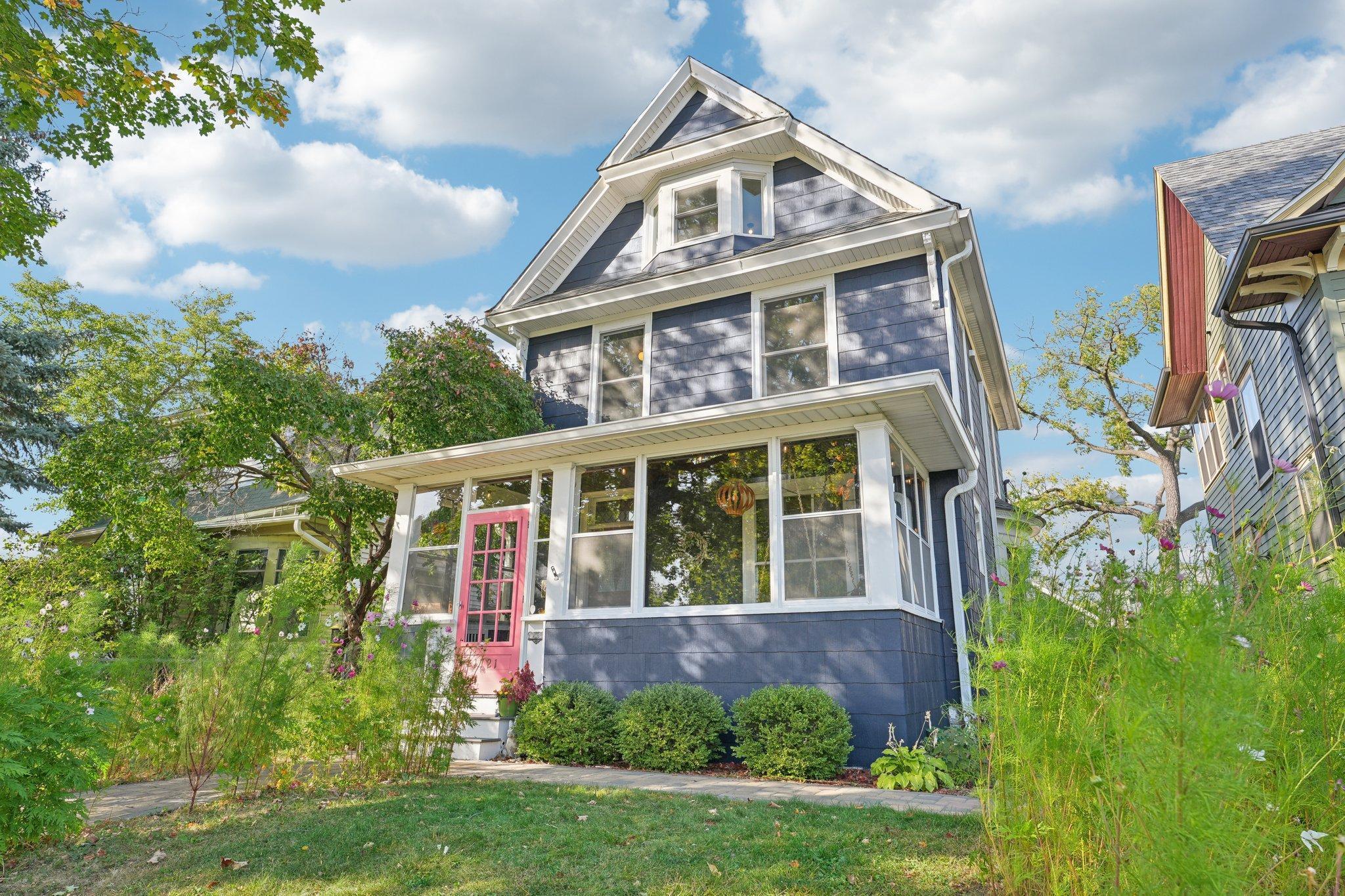 Dayton Ave, Saint Paul, MN 55104