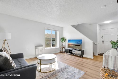 apt-4-7410 Bearfoot Cir, Anchorage, AK, 99502-7116 | Card Image