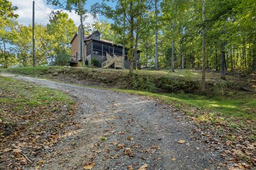 1346 Pond Creek Rd, Ashland City, TN, 37015-5517 | Card Image