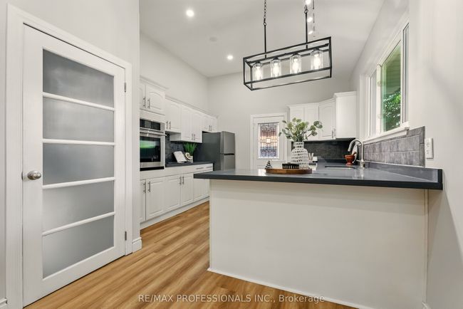 18 Weber Dr, House other with 3 bedrooms, 2 bathrooms and 3 parking in Georgetown ON | Image 12