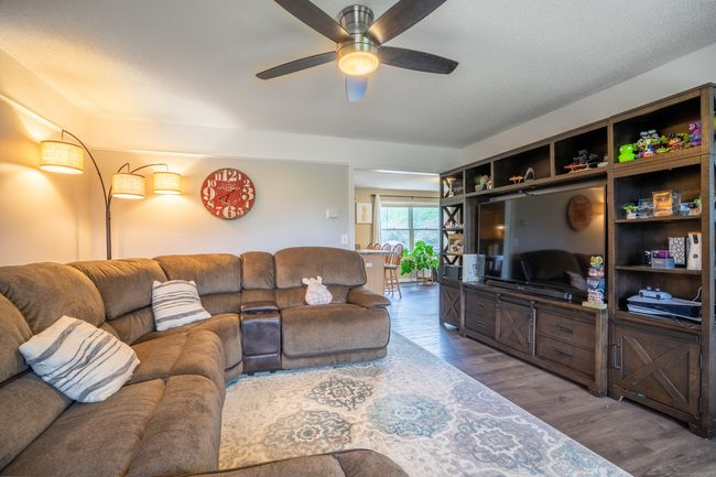 6 Salerno Dr, House other with 5 bedrooms, 3 bathrooms and null parking in Enfield CT | Image 20