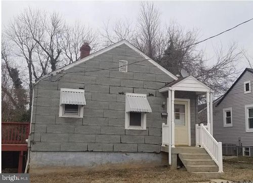 9 Whist Pl, CAPITOL HEIGHTS, MD, 20743-6122 | Card Image