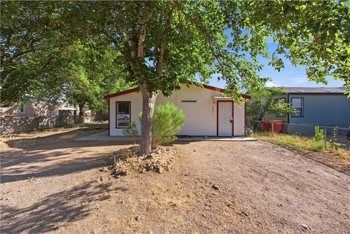 2035 E John L Ave, Kingman, AZ, 86409-1875 | Card Image