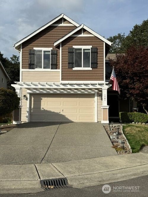 1701 177th St E, Spanaway, WA, 98387-1949 | Card Image