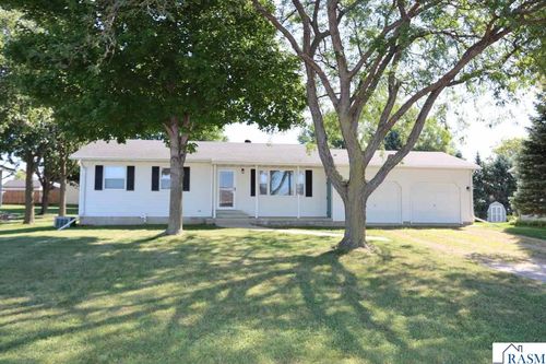 109 Burg Ave, Nicollet, MN, 56074-2045 | Card Image