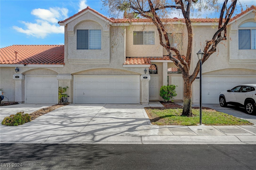 Passing Breeze Ct, Las Vegas, NV 89118