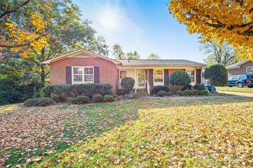 3420 Woodleaf Rd, Charlotte, NC, 28205-4739 | Card Image