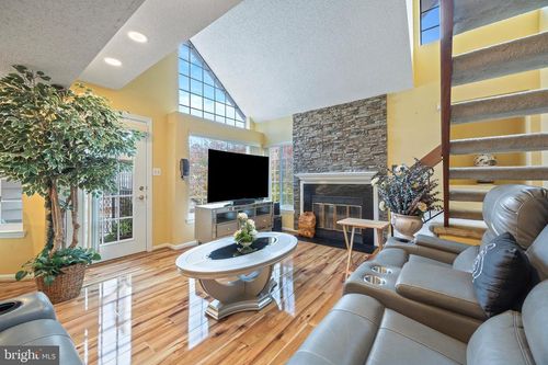 19b-14106 William St, LAUREL, MD, 20707-5947 | Card Image