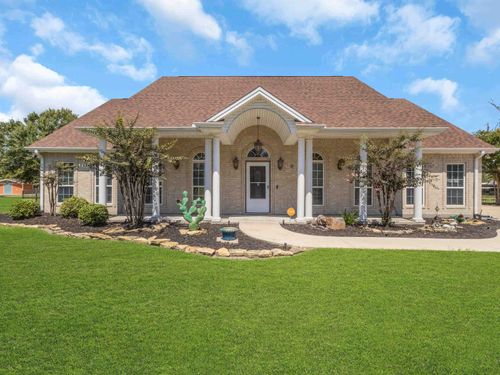 985 Sharp St, Bridge City, TX, 77611-4720 | Card Image