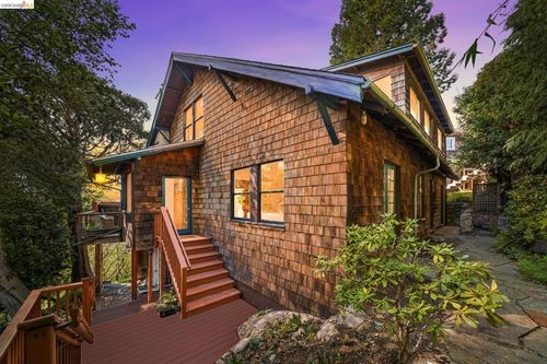 813 San Diego Rd, Berkeley, CA, 94707-2027 | Card Image