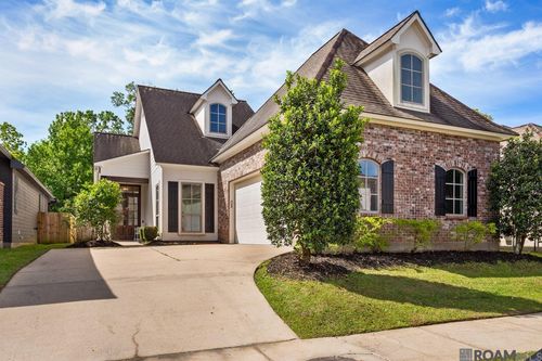 18170 Vis A Vis Ave, Baton Rouge, LA, 70817-7685 | Card Image