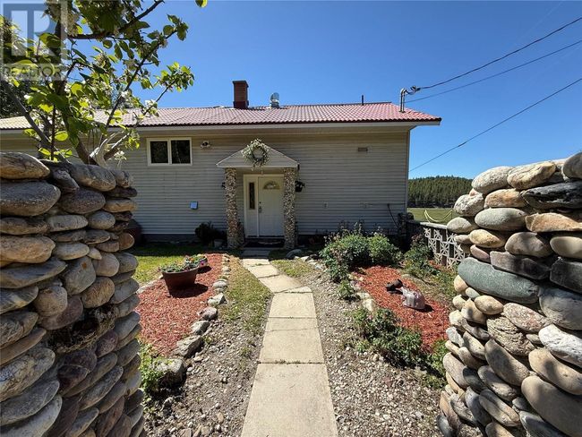 5888 Lazy Lake Rd, Home with 4 bedrooms, 2 bathrooms and null parking in Wasa BC | Image 6