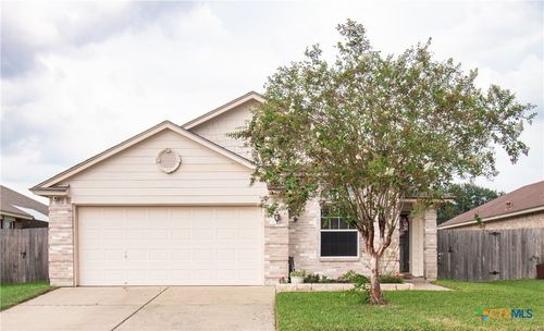 206 Yellowstone Dr, Victoria, TX, 77904-3660 | Card Image