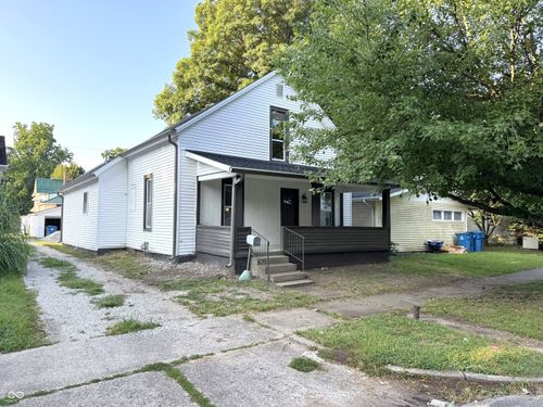 712 Jefferson St, Covington, IN, 47932-1518 | Card Image