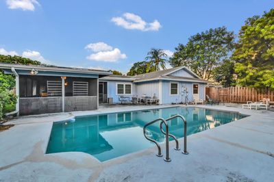 12133 Big Cone Court, House other with 4 bedrooms, 2 bathrooms and null parking in Wellington FL | Image 3