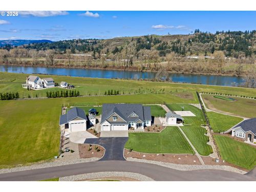 136 Klazina Ct, Woodland, WA, 98674-8922 | Card Image