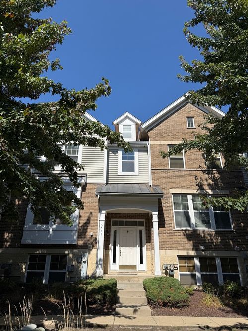 5588 Cambridge Way, Hanover Park, IL, 60133-3674 | Card Image