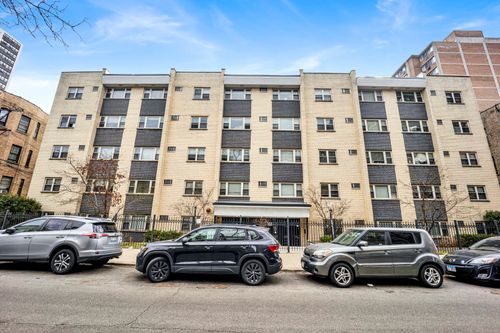 507-3161 N Cambridge Ave, Chicago, IL, 60657-4603 | Card Image