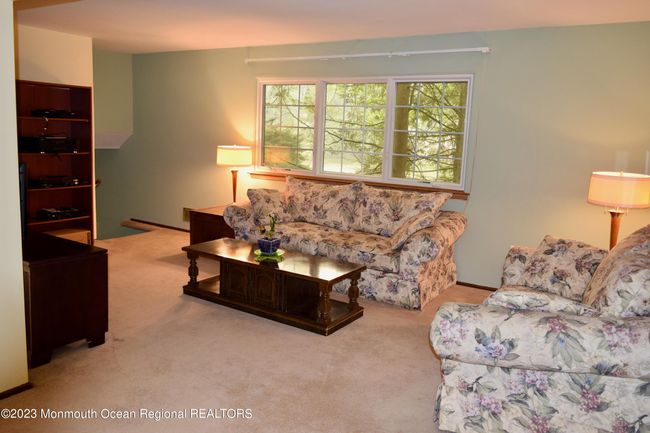 8 Jason Drive, House other with 4 bedrooms, 2 bathrooms and null parking in North Brunswick NJ | Image 6