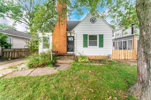 3114 W 160th St, Cleveland, OH, 44111-1004 | Card Image