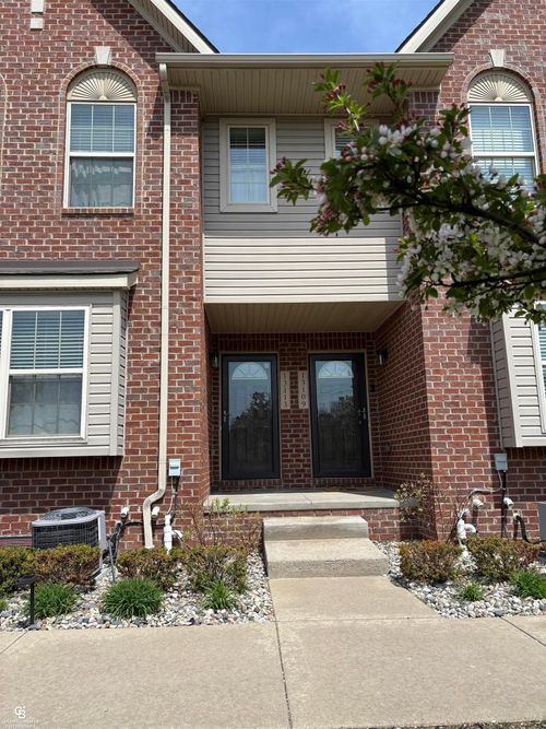 13113 Woodridge Cir, Plymouth, MI, 48170-3891 | Card Image