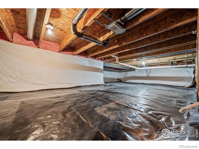 Large clean crawl space for storage | Image 27