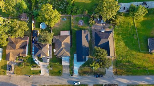 8009 Locksley Rd, Houston, TX, 77078-2730 | Card Image