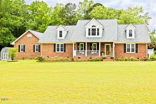230 Wendy Pl, Benson, NC, 27504-7996 | Card Image