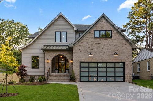 3300 Auburn Ave, Charlotte, NC, 28209-1813 | Card Image