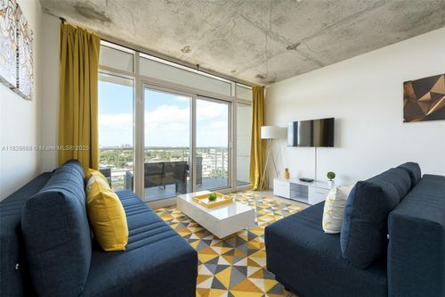apt-911-3250 Ne 1st Ave, Miami, FL, 33137-4096 | Card Image