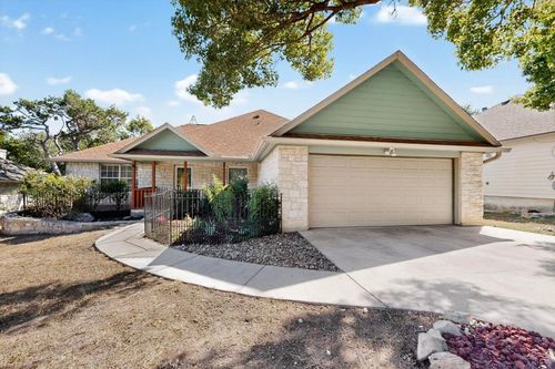 6 Saddle Rock Rdg, Wimberley, TX, 78676-3013 | Card Image