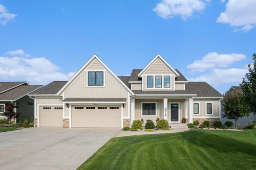 4733 W Lake Dr, Holland, MI, 49423-8967 | Card Image
