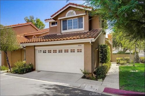 4928 Lazio Way, Oak Park, CA, 91377-5571 | Card Image