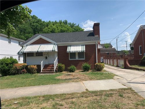 2111 S Benbow Road, Greensboro, NC, 27406 | Card Image
