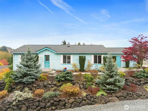 2322 44th Ln Sw, Tumwater, WA, 98512-8240 | Card Image