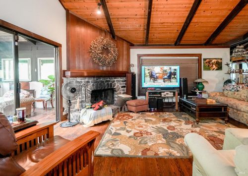 21 Red Rock Way, San Rafael, CA, 94903-3840 | Card Image
