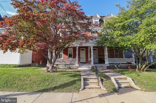 1307 W Market St, YORK, PA, 17404-3401 | Card Image
