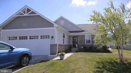 7451 Pinwheel Dr, MILFORD, DE, 19963-1724 | Card Image