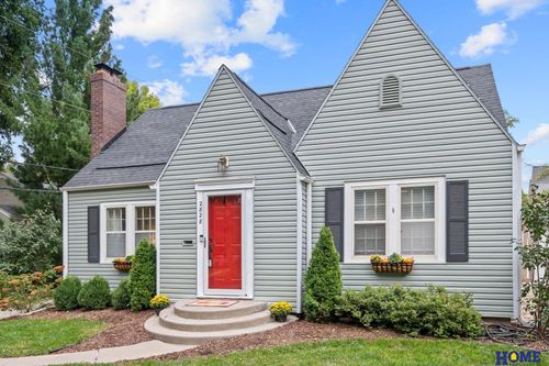 2828 Cedar Ave, Lincoln, NE, 68502-5015 | Card Image