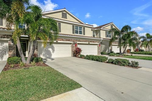 519 53rd Ave N, ST PETERSBURG, FL, 33703-2328 | Card Image